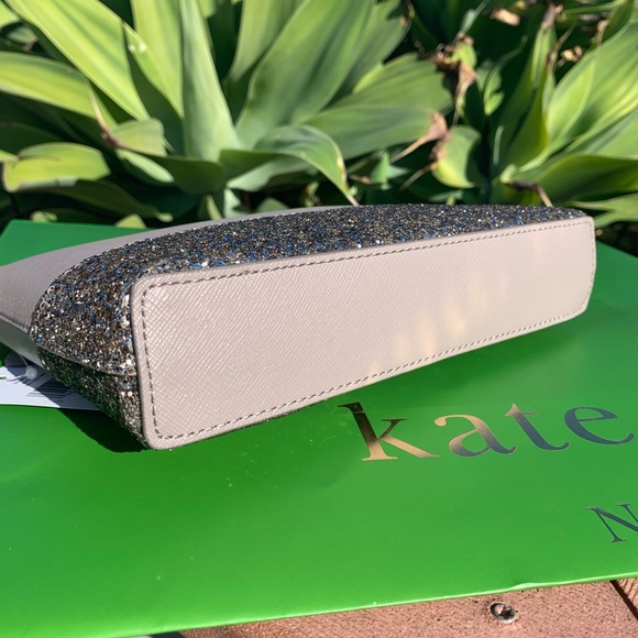 Kate Spade Ramey Greta Court/ Key Chain Wallet Set - Picture 8 of 8